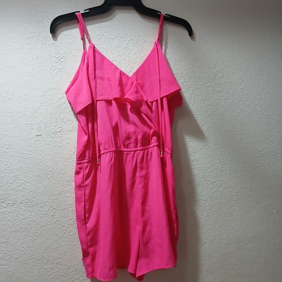 Pink Ruffle Sleeveless Romper - Picture 7 of 7